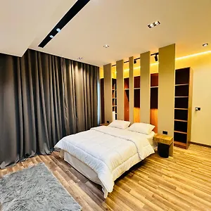 5* Hotel Farida Habu Palace